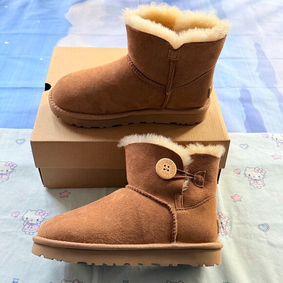 UGG Shoes - UGG Women's Mini Bailey Button Bling Winter Boot